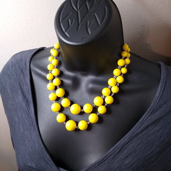 Vintage Yellow Large Bead Necklace Adjustable 17.5 To 20 Inches - Picture 1 of 13